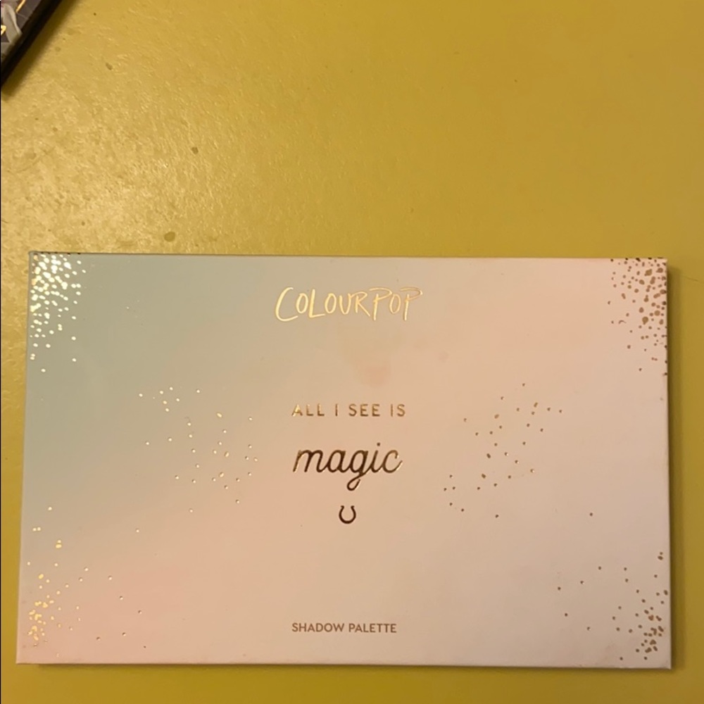 Colourpop all I see is magic pallate